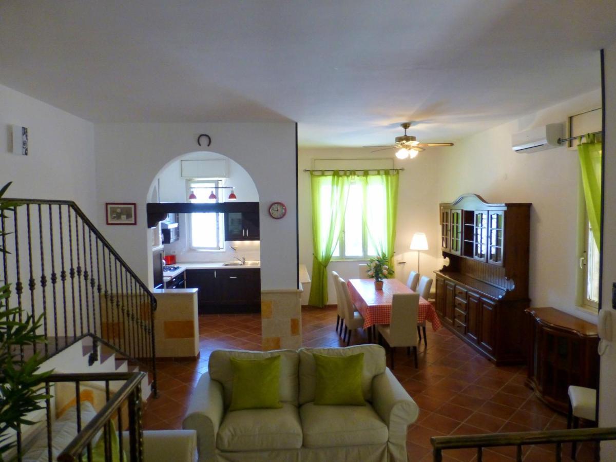 Lendinuso Villa Suzannah מראה חיצוני תמונה